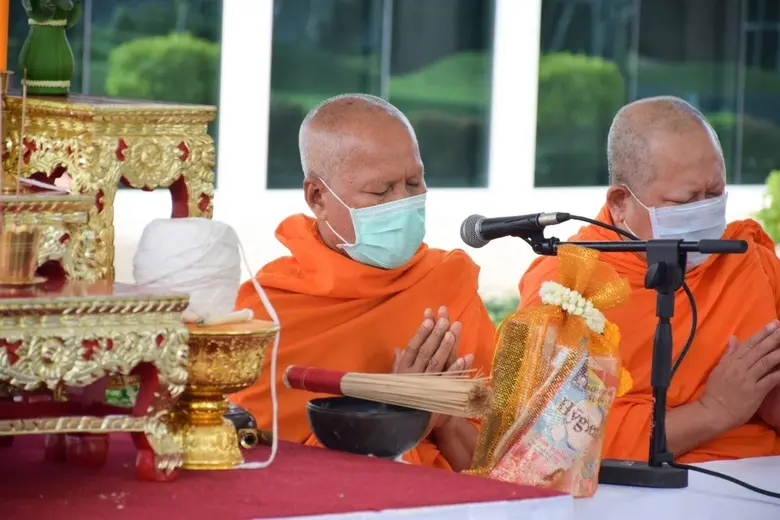 กทม.ส่งเสริมวัฒนธรรมประเพณีทางศาสนา พร้อมสนับสนุนโครงการเข้าวัดปฏิบัติธรรมวันธรรมสวนะ