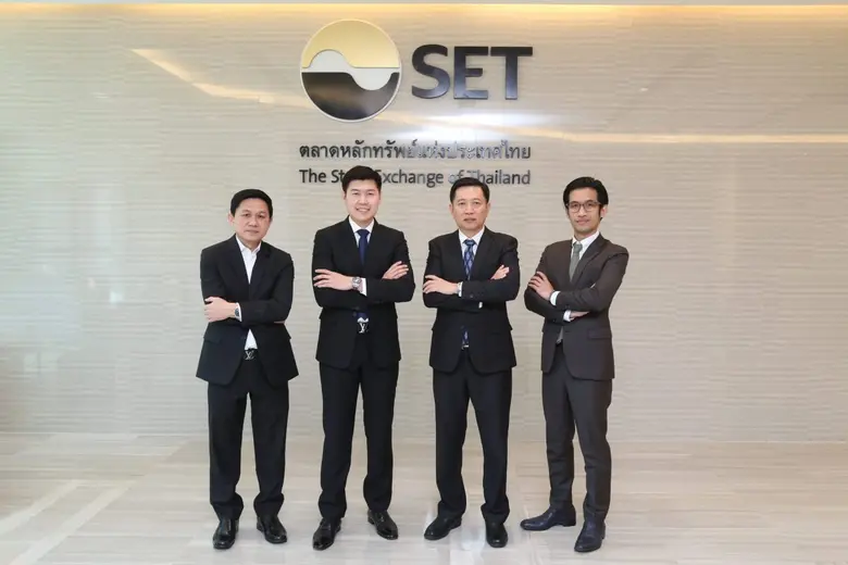 คุณสมยศ ชาญจึงถาวร (ที่ 2 จากขวา) ประธานก...