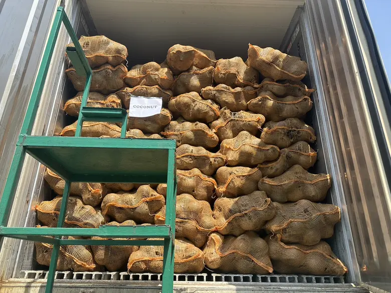 มนัญญา สั่งด่านตรวจพืชกรมวิชาการเกษตรยกระดับควบคุมการนำเข้าพืชและผลิตภัณฑ์อธิบดีกรมวิชาการเกษตรลงพื้นที่ ย้ำเจ้าหน้าที่เข้มงวดตรวจสอบสินค้าต้องตรงตามรายการสำแดง ป้องกันการลักลอบ และ สำแดงเท็จ