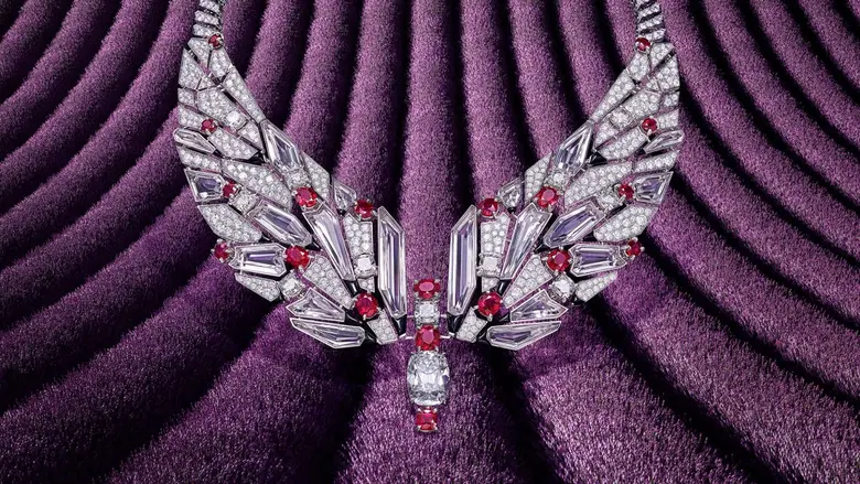 งดงามระยิบระยับขั้นสุด! พบกับ Cartier Bea...