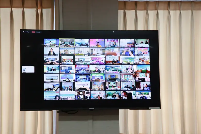 รมว.สุชาติ มอบเลขาฯสุเทพ เร่งจัดทำระบบฐานข้อมูลขับเคลื่อนแผนพัฒนากำลังคน