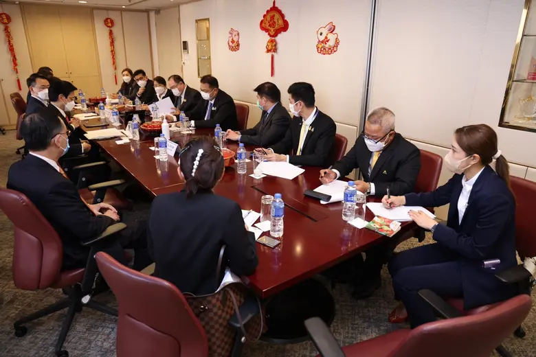 โอกาสทองแรงงานไทย รมว.สุชาติ เจรจาสมาคมนายจ้างฮ่องกงสำเร็จ