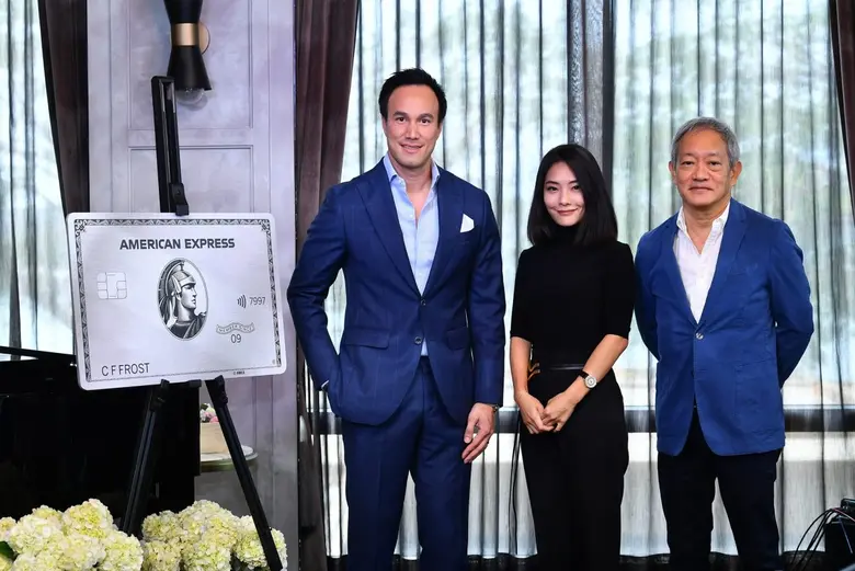 สมาชิกบัตรแพลทินัมรับเครดิตรับประทานอาหาร...