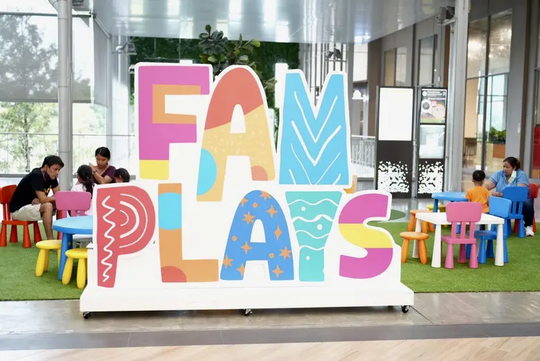 เข้าสู่บรรยากาศอบอวลไปด้วยความรักในเดือนก...