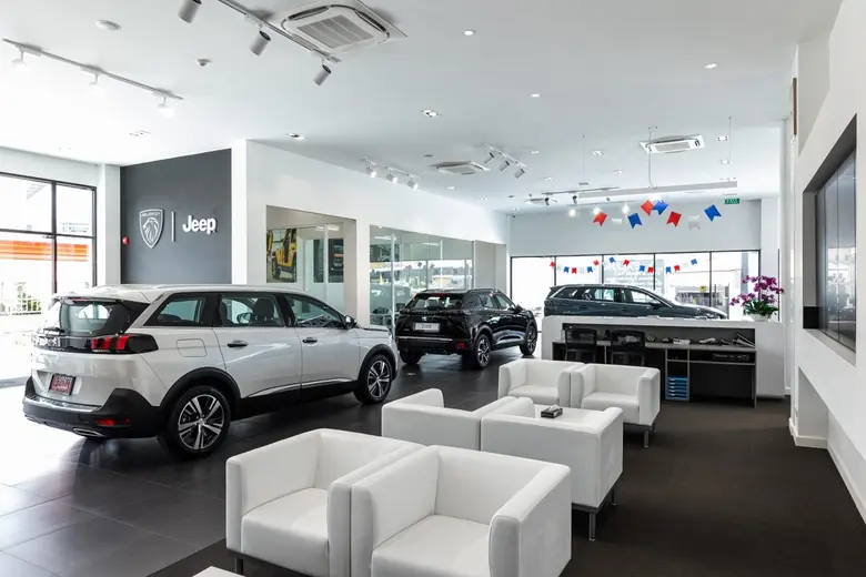 เปอโยต์-จี๊ป ไลอ้อน ออโตโมบิล สยายปีกครั้งใหญ่ ปักหมุดย่านพระราม 5-ราชพฤกษ์ อวดโฉมโชว์รูมทันสมัย รองรับไลฟ์สไตล์ยุคใหม่