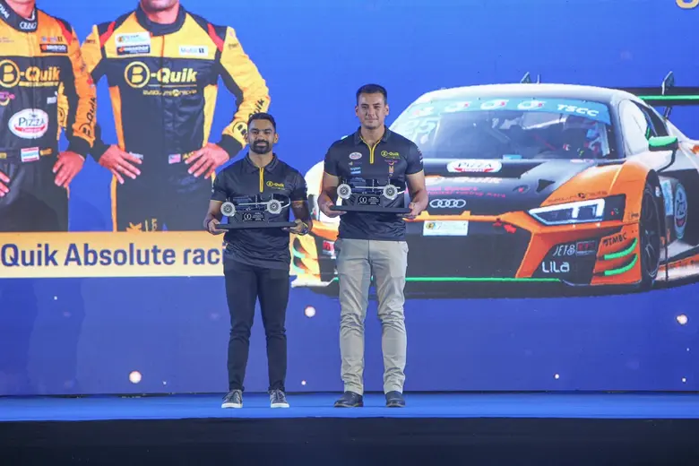 แซนดี้รับถ้วยแชมป์ประจำปีสมัยที่ 3 ในรุ่น Super Car GT 3 งาน The Night of Champions 2022