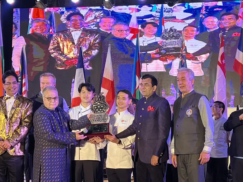 "นักศึกษา DTC เด็กไทยหนึ่งเดียวบนเวทีเชฟโลก" คว้าอันดับ 2 Young Chef Olympiad 2023
