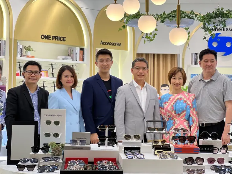 แว่นท็อปเจริญ จัดงานเปิดตัว "แฟล็กชิปสโตร...