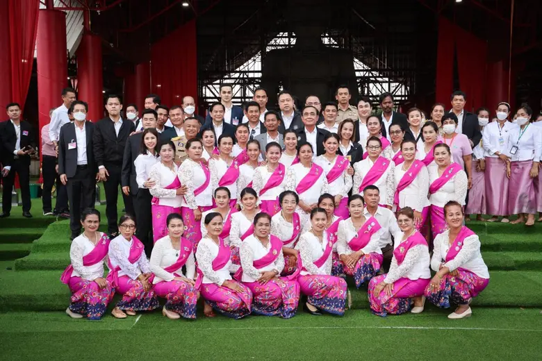 รมว.เฮ้ง ร่วมคณะ ลุงตู่ ลงนคร พบปะอาสาสมัครแรงงาน เร่งยกระดับแรงงานฝีมือ เสริมทัพท่องเที่ยวและบริการฟื้นตัว