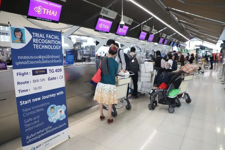 การบินไทยเป็นสายการบินนำร่องในโครงการ Biometric Technology ท่าอากาศยานสุวรรณภูมิ โดยร่วมทดสอบในเส้นทางไปยังสิงคโปร์