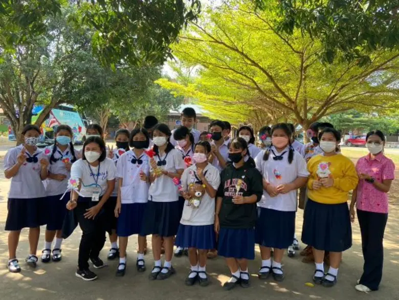 ดั๊บเบิ้ล เอ จัดกิจกรรม "เลี้ยงน้องวันเกิด ครั้งที่ 132"