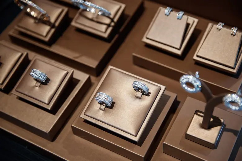 Seasons x Kanpoj | Private Collection Viewing