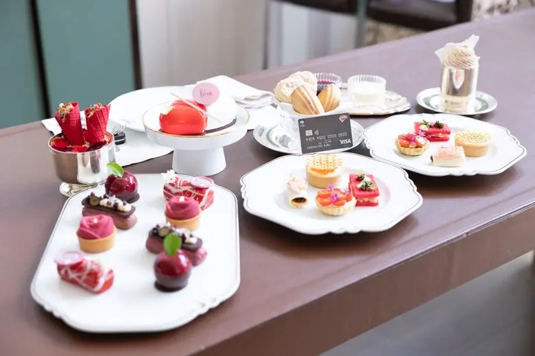 KTC partners with Rosewood hotel and offers "Layers of love" scarves as exclusive gifts