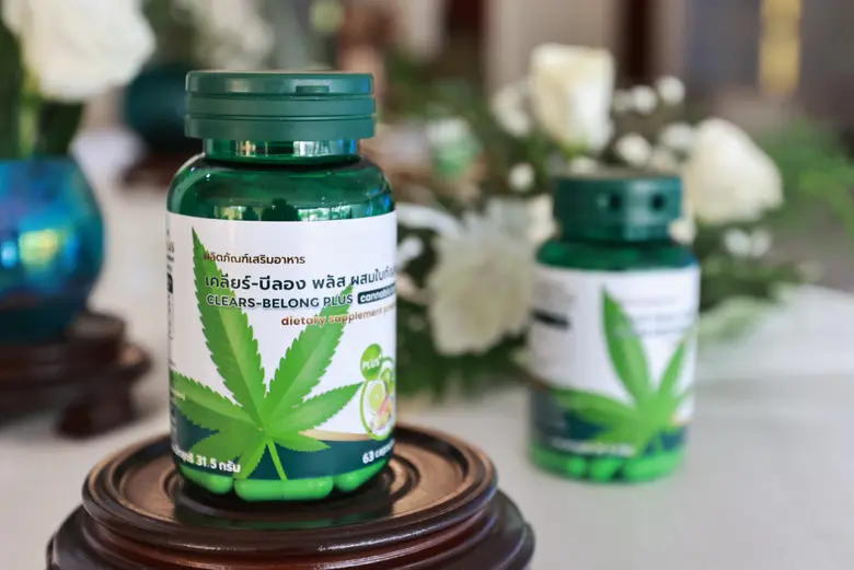 "มหาวิทยาลัยรังสิต" จับมือ "นารีฟาร์มากรุ๊ป" ชูความสำเร็จ "สมุนไพรไทยสูตรผสม" ได้รับการเผยแพร่ลงวารสารวิชาการนานาชาติ (Quartile Score, Q1)