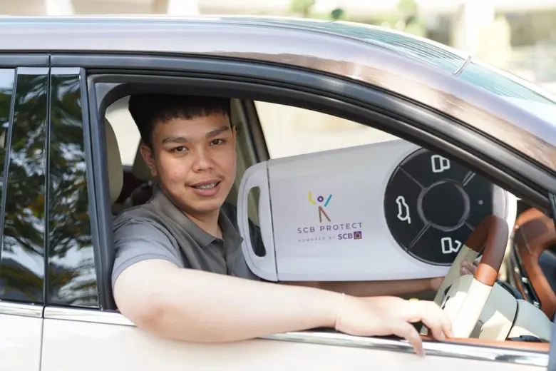 ไทยพาณิชย์ โพรเทค และ อีวี มี พลัส ส่งมอบรางวัลใหญ่ ขับฟรีรถ EV 1 ปี จากแคมเปญ "SCB Protect คุ้มครองเพื่ออนาคต"