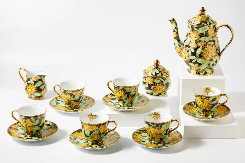 ICONCRAFT ชวนดื่มด่ำไปกับมนต์เสน่ห์ของหลากหลายแบรนด์ "เครื่องเบญจรงค์ และเซรามิก" ที่เปี่ยมไปด้วยอัตลักษณ์ไทย