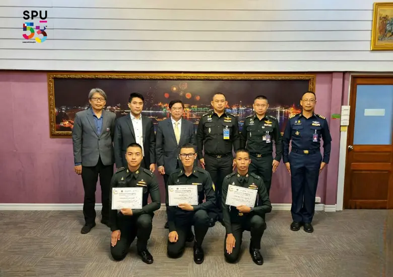 ผศ.ดร.ธนา สุขวารี คณบดีคณะเทคโนโลยีสารสนเ...