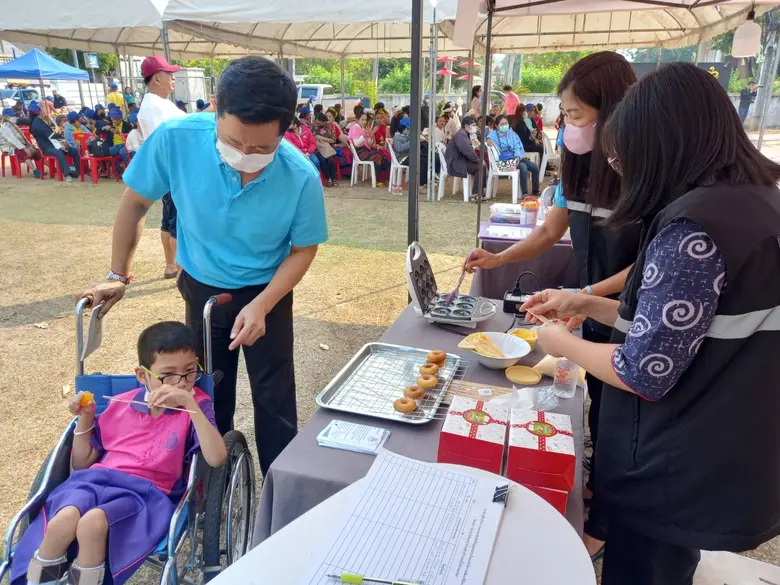 สำนักงานพัฒนาฝีมือแรงงานน่าน ร่วมเสวนา เรื่อง การเข้าถึงสิทธิ สวัสดิการ ของคนพิการ อย่างทั่วถึงและเป็นธรรม ในงานวันคนพิการสากลจังหวัดน่าน ประจำปี 2565