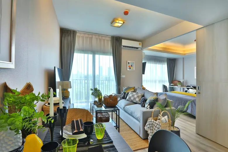 ดับเบิ้ล เลค แจกโปรดีราคาเดียว "Summer Flash Sale - ONE PRICE" ลดสูงสุด 300,000 บาท* 1 ห้องนอน ขนาด 34 ตร.ม. เริ่มต้น 2.39 ล้านบาท* เริ่มวันนี้ - 15 พ.ค. ศกนี้