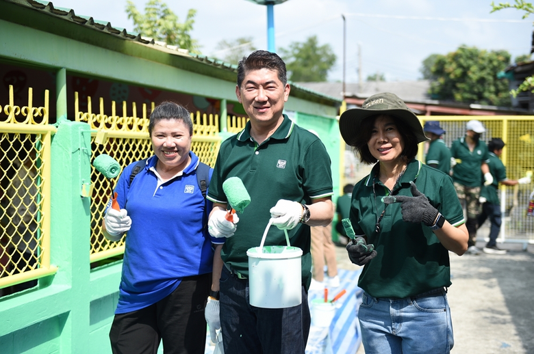 พนักงานจิตอาสา บริษัท เจริญโภคภัณฑ์อาหาร ...