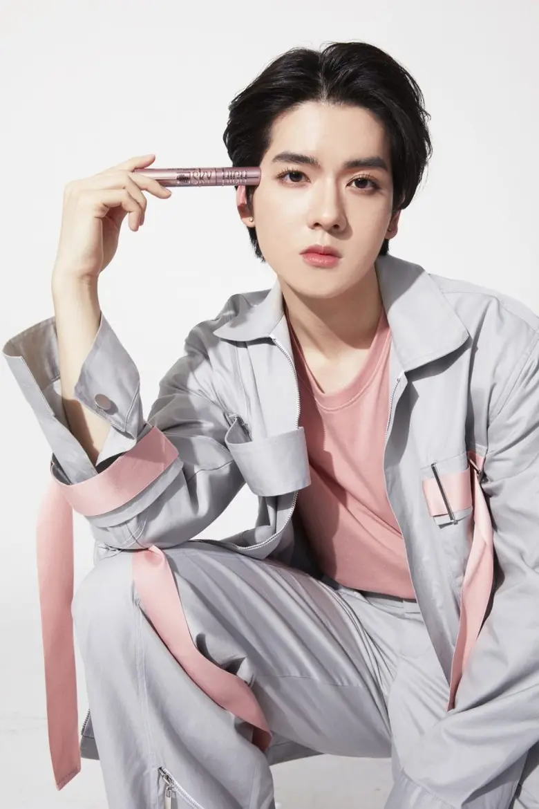 Aim High #ปัดให้ชีวิตพุ่งยิ่งกว่า Maybelline New York สร้างปรากฏการณ์ปัดขนตาพุ่งสูงเสียดฟ้า ด้วยมาสคาร่าตัวดัง Sky High ผ่านการ 'พุ่ง' ไปสู่ฝัน 'Aim High' ของ 2 ไอดอลแห่งยุค พีพี กฤษฏ์ และ ยอร์ช ยงศิลป์