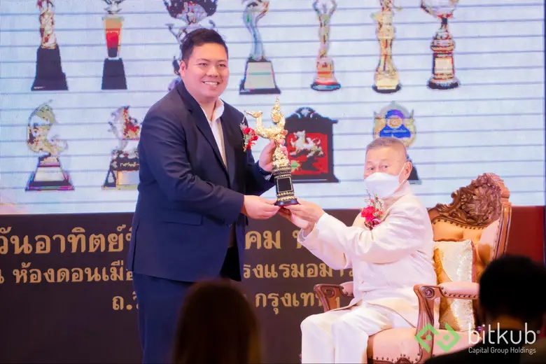 บิทคับ แคปปิตอล กรุ๊ป คว้ารางวัลคนไทยตัวอ...