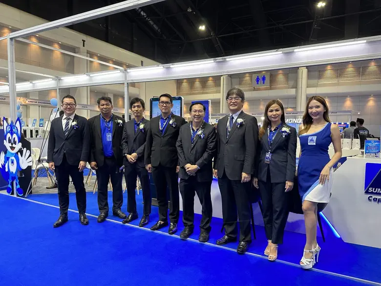 บริษัท ซัมมิท แคปปิตอล ลีสซิ่ง จำกัด ผู้น...