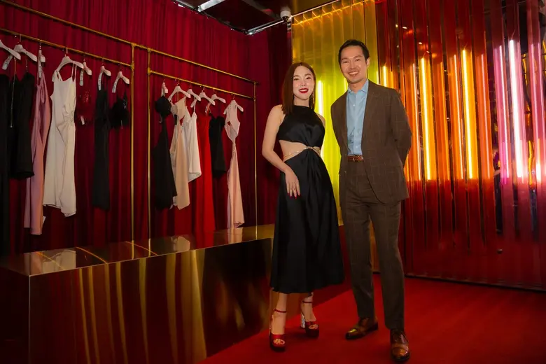 เพราะแฟชั่นไม่เคยหยุดนิ่ง แต่งตัวแบบไหนไม...