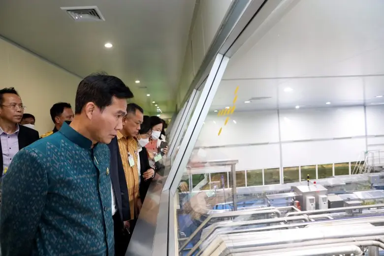 โอสถสภาเปิดบ้านต้อนรับภาคีเครือข่ายภาครัฐ เยี่ยมชมโรงงานแห่งความยั่งยืน ชูวิสัยทัศน์ "พลังเพื่อชีวิตที่ยั่งยืน"