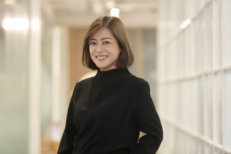 "เปิด LINE เปิดทุกความหมาย" หนังโฆษณาใหม่จาก LINE ประเทศไทย ถ่ายทอดอินไซต์ชาว "เดอะ แบก" สานต่อแนวคิด LINE Digital Well-being