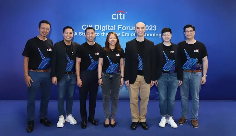 มร.เบ็น หว่อง รองกรรมการผู้จัดการใหญ่ สาย...