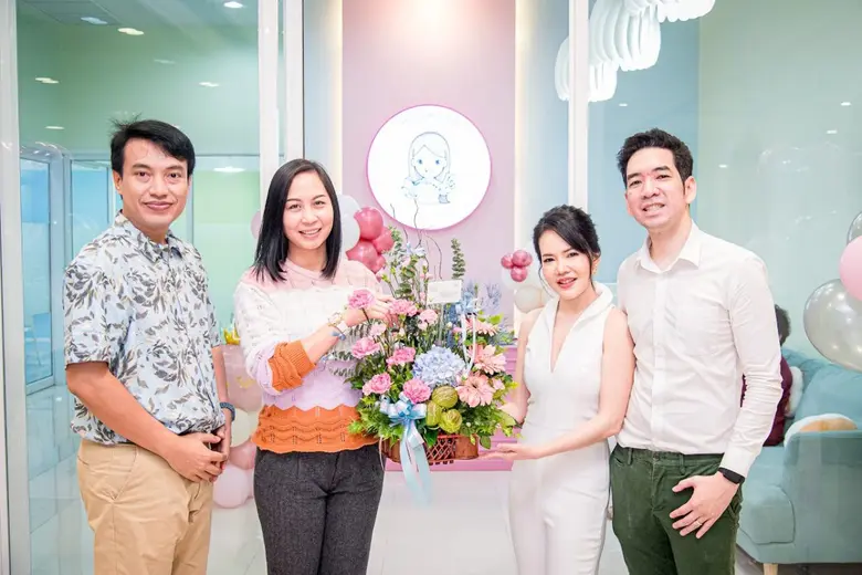 นางวรารัตน์ บุณยานนท์ ผู้อำนวยการฝ่ายบริก...