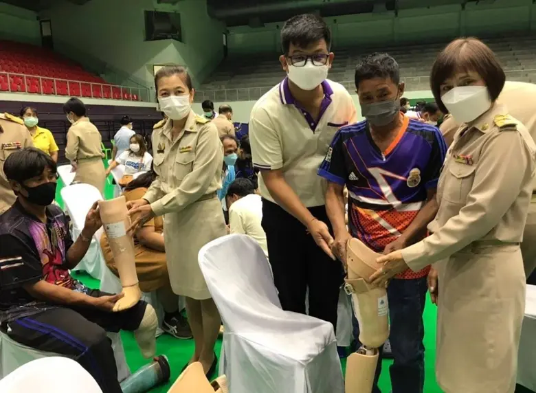 กรมพัฒนาฝีมือแรงงานพัฒนาทักษะช่างเครื่องช่วยคนพิการ ร่วมออกหน่วยทำขาเทียมพระราชทานเคลื่อนที่ ครั้งที่ 161 จังหวัดราชบุรี