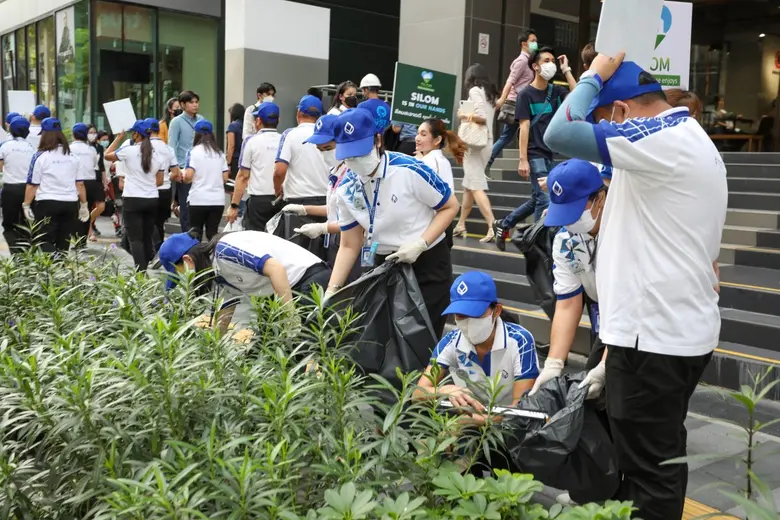 ธนาคารกรุงเทพ ร่วมกิจกรรม "สร้างจิตสำนึกเรื่องความสะอาด" ครั้งที่ 1 ปลุกจิตสำนึก หนุนการมีส่วนร่วม ทำย่านสีลมให้น่าอยู่ยิ่งขึ้น