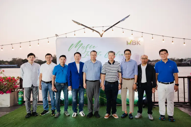 นายสุเวทย์ ธีรวชิรกุล รองประธานกรรมการบริ...