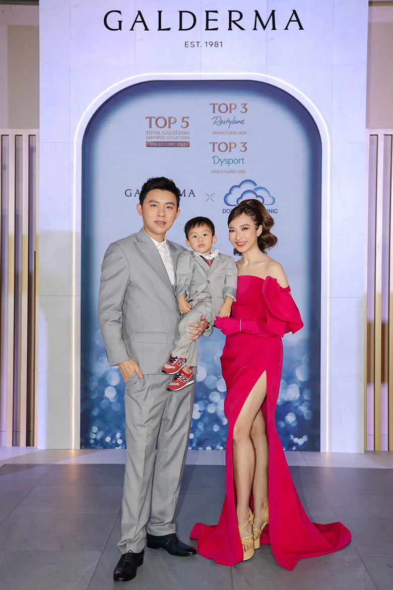 Doctor Mek Clinic คว้ารางวัลอันดับ 1 Single Clinic ที่มียอดรวมการใช้ฟิลเลอร์สวีเดน Restylane และโบอังกฤษ Dysport สูงสุดในประเทศไทยประจำปี 2022