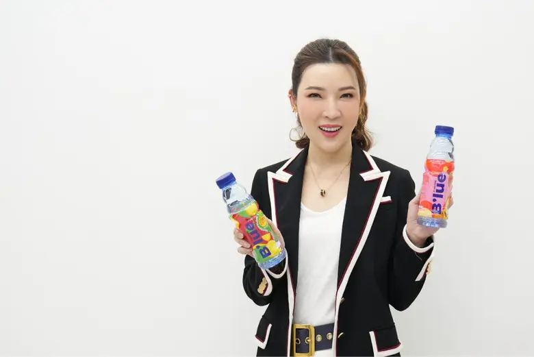 "B'LUE Wacky Summer: ซัมเมอร์นี้ฉันแปลก" ...