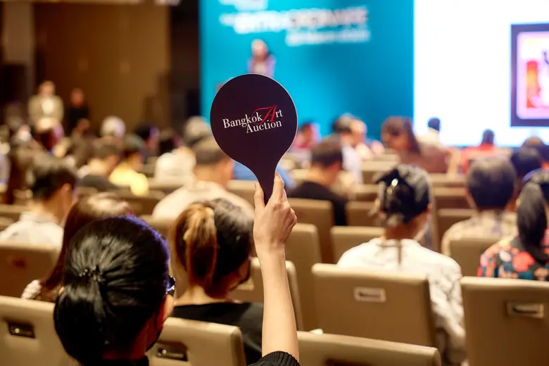 'The Extraordinaire' งานประมูลศิลปะครั้งใหญ่ สวนกระแสเศรษฐกิจ ปิดยอดประมูล 37 ล้านบาท