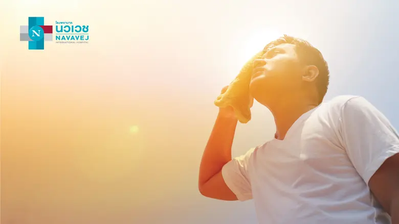 โรคลมร้อนหรือฮีทสโตรก (Heat Stroke) เป็นภ...