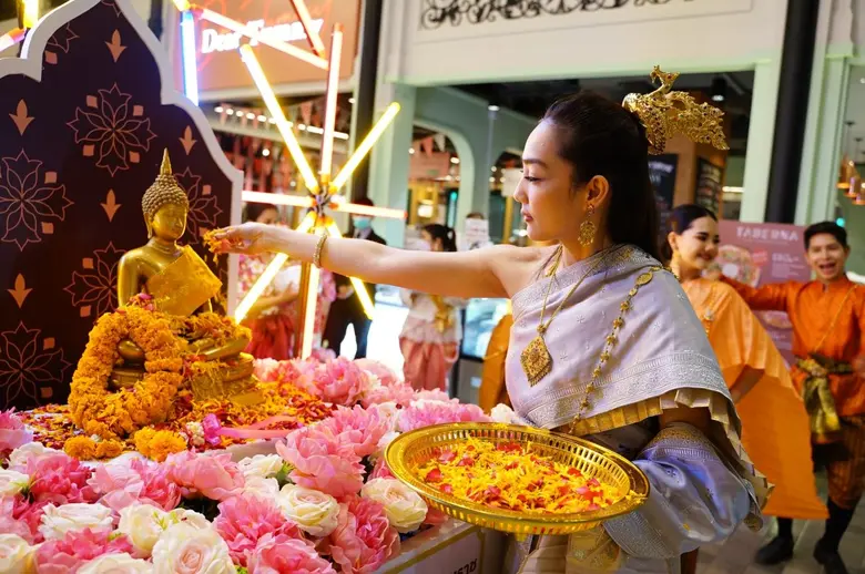 ไอคอนสยาม จัดงานมหาปรากฏการณ์เทศกาลสงกรานต์สุดยิ่งใหญ่ THE ICONIC SONGKRAN FESTIVAL 2023 สืบสานประเพณีสงกรานต์สุดมหัศจรรย์ริมแม่น้ำเจ้าพระยา