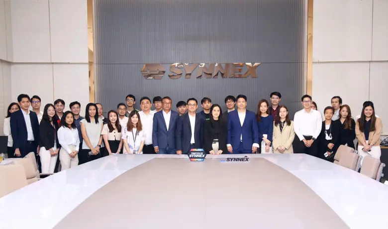 นางสาวสุธิดา มงคลสุธี ประธานเจ้าหน้าที่บร...