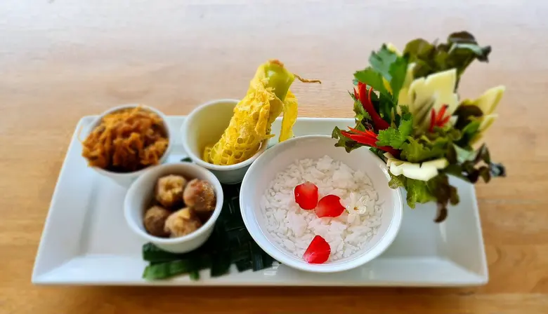 ทินิดี โฮเต็ล บางกอก กอล์ฟ คลับ และห้องอา...