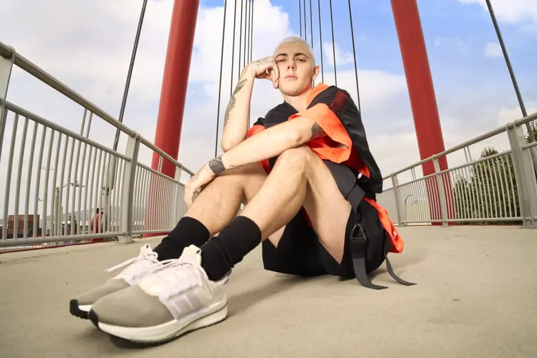 'เกิดจากกีฬา สวมใส่เพื่อสไตล์' X_PLRBOOST...