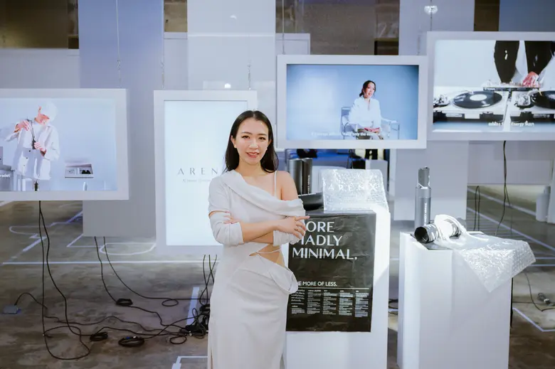 นางสาวพัทธมล เลาหพูนรังษี ผู้อำนวยการอาวุโส บริษัท ...