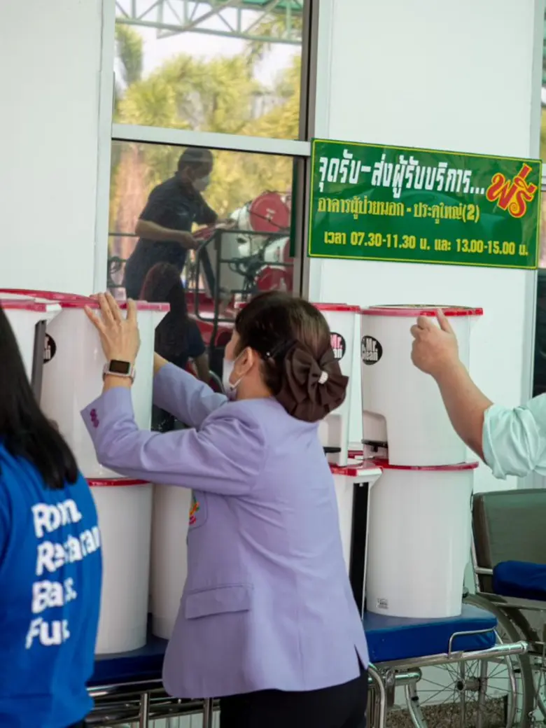 โรงแรมสยาม แอ็ท สยาม ดีไซน์ โฮเต็ล พัทยา มอบสิ่งของจำเป็นแก่โรงพยาบาลสมเด็จพระนางเจ้าสิริกิต์