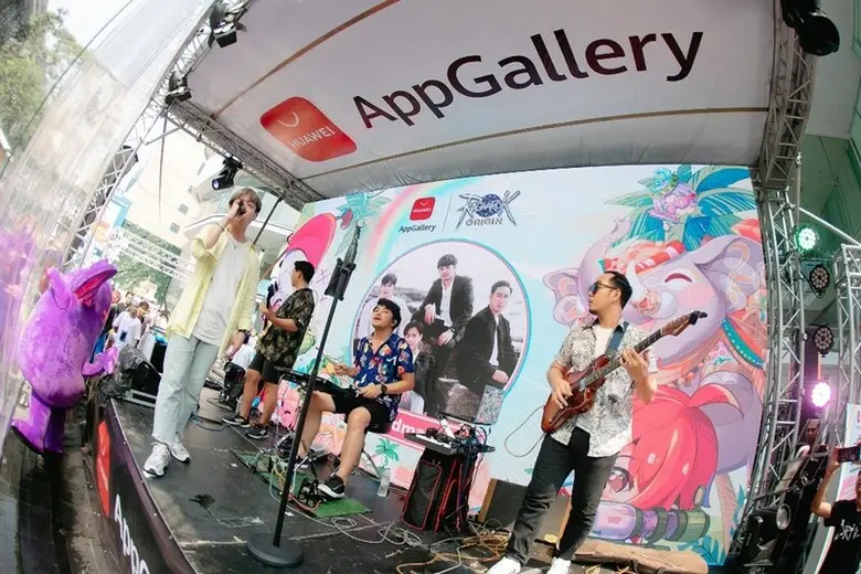 HUAWEI AppGallery สาดความมันเต็มพิกัดให้สายเกมชื่นฉ่ำใจ ในอีเวนต์ฉลองเปิดตัว Ragnarok Origin ณ Songkran Music Festival