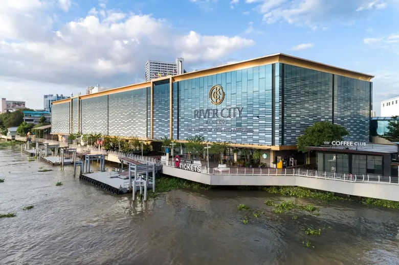 บี.กริม เปิดตัวสถานีชาร์จรถยนต์ไฟฟ้าแห่งแ...