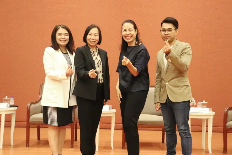 คณะการท่องเที่ยวและการโรงแรม มหาวิทยาลัยธ...