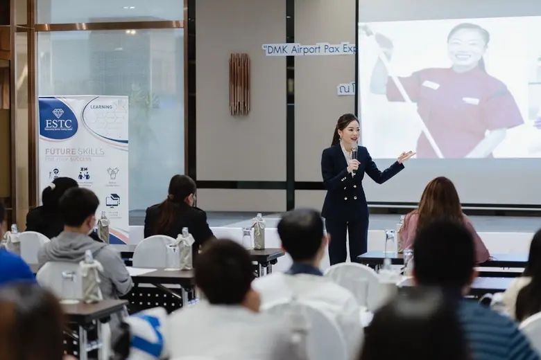 สถาบัน ESTC จัดอบรมหลักสูตร "DMK Airport Pax Experience Professional" ให้พนักงานท่าอากาศยานไทย พัฒนา  Soft Skills ทัศนคติเชิงบวก เพิ่มประสิทธิภาพการทำงานของบุคลากรทุกระดับ