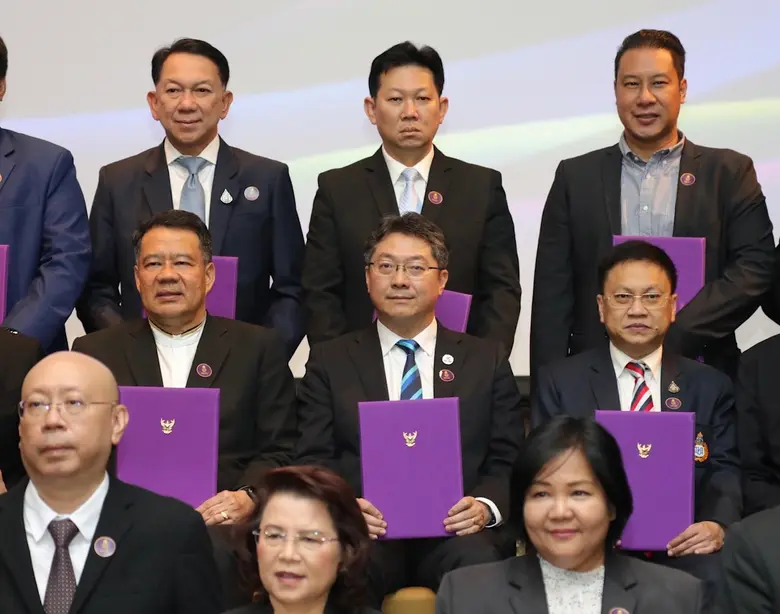 นายวิเชษฐ วรกุล รองผู้จัดการทั่วไปอาวุโส ...